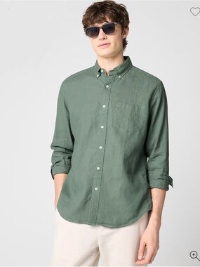 J. Crew Factory Men's Button-Down Shirt in Olive